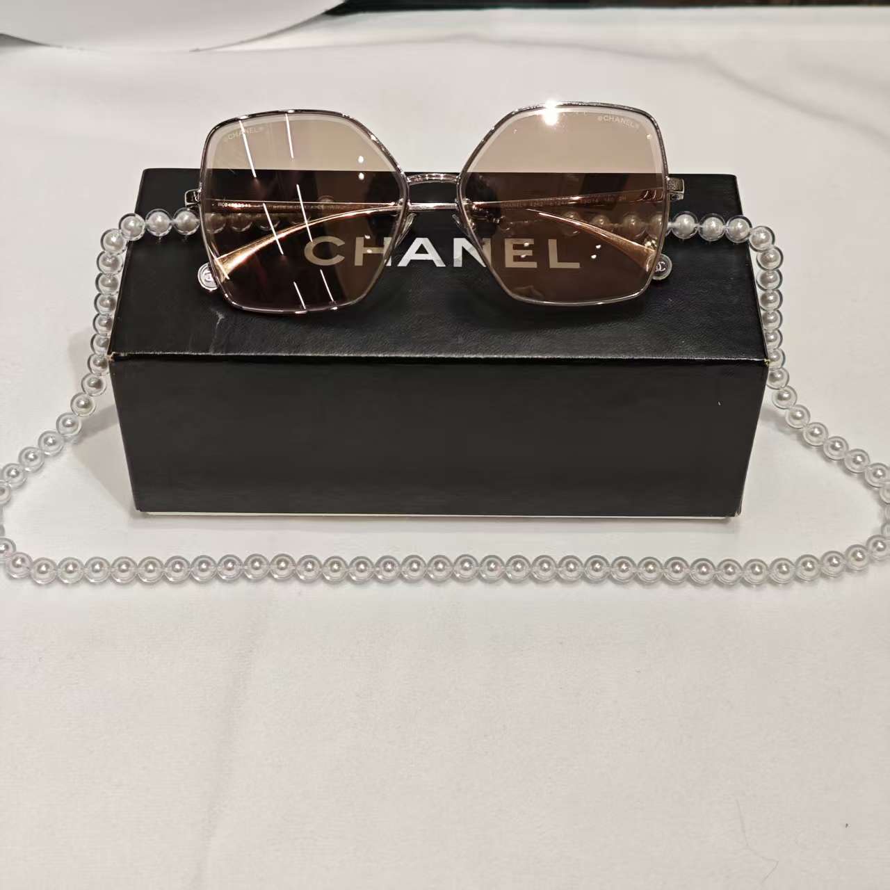 95新 Chanel/香奈儿 珍珠链条蝴蝶形太阳眼镜