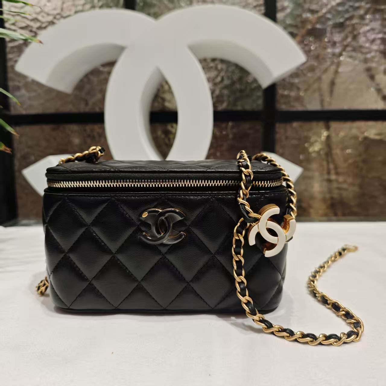 99新 Chanel/香奈儿 Chanel 黑色化妆盒双c